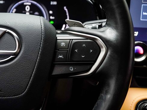 Used 2025 Lexus NX 350h AWD w/ Accessory Package (Z2) image 31