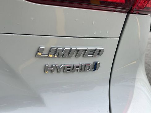 Used 2021 Toyota Venza Limited w/ Advanced Technology Package AWD/4WD image 8