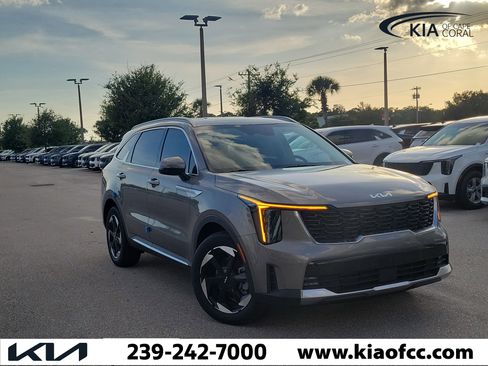 New 2026 Kia Sorento EX FWD image 1