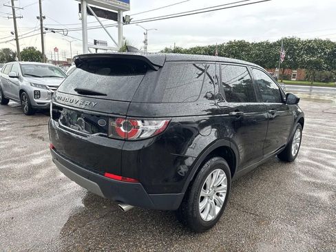 Used 2018 Land Rover Discovery Sport SE AWD/4WD image 8