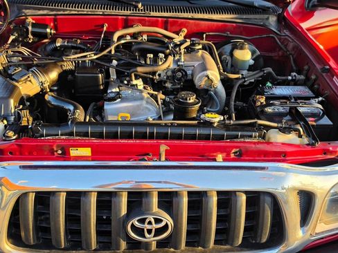 Used 2003 Toyota Tacoma PreRunner RWD image 25