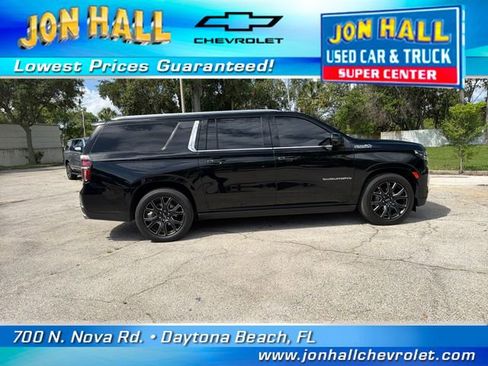 Used 2024 Chevrolet Suburban High Country AWD/4WD image 15