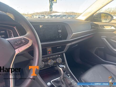 Used 2024 Volkswagen Jetta SEL image 15