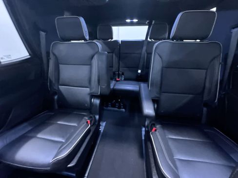 Used 2023 Chevrolet Tahoe Premier image 36