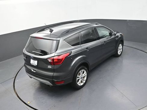 Used 2019 Ford Escape SEL FWD image 17