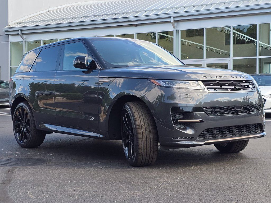 New 2026 Land Rover Range Rover Sport Dynamic SE AWD/4WD image 4