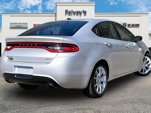 Used 2013 Dodge Dart SXT image 2