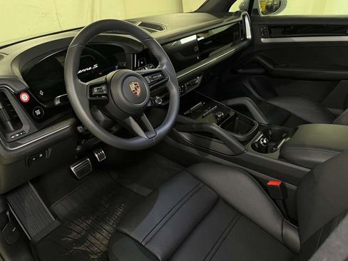 New 2026 Porsche Cayenne S image 16