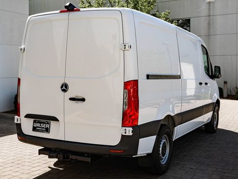 New 2026 Mercedes-Benz Sprinter 2500 image 10