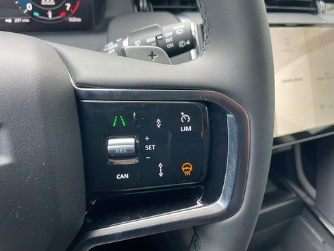Certified 2025 Land Rover Discovery Sport S AWD/4WD image 22