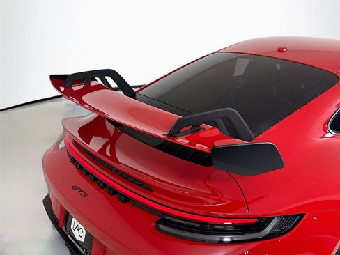 Used 2022 Porsche 911 GT3 image 37