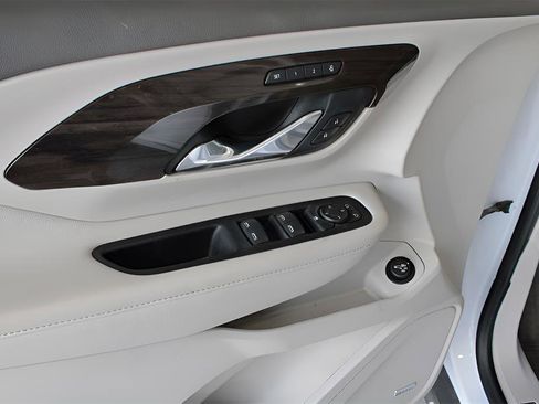 Used 2020 GMC Terrain Denali w/ Denali Premium Package image 28