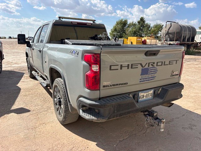 Used 2024 Chevrolet Silverado 2500 Custom AWD/4WD image 3