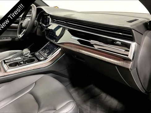Certified 2021 Audi Q8 Premium Plus AWD/4WD image 12
