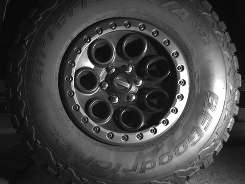 Used 2025 Ford F150 Raptor AWD/4WD image 11