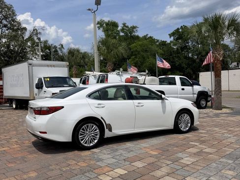 Used 2013 Lexus ES 350 w/ Luxury Pkg FWD image 5