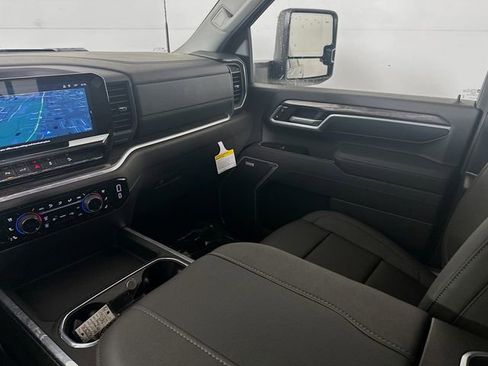 New 2026 Chevrolet Silverado 2500 LTZ w/ Trail Boss Package image 25