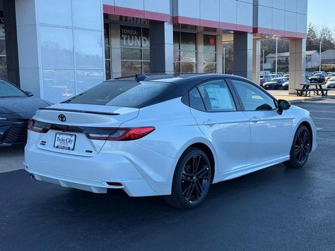 New 2026 Toyota Camry XSE AWD (Natl) image 3