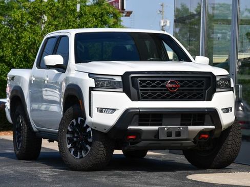 Used 2023 Nissan Frontier PRO-4X w/ Pro Convenience Package AWD/4WD image 5