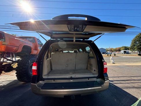 Used 2011 Ford Expedition XLT w/ 202A Rapid Spec Order Code image 27