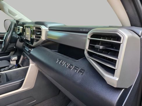 Used 2022 Toyota Tundra SR5 image 11