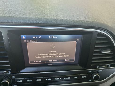 Used 2020 Kia Forte LXS image 32