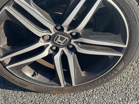 Used 2016 Honda Accord Sport image 28