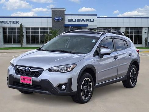 Used 2023 Subaru Crosstrek 2.0i Premium AWD/4WD image 3