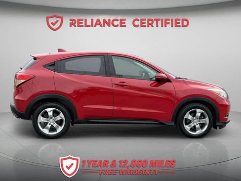Used 2017 Honda HR-V EX image 8
