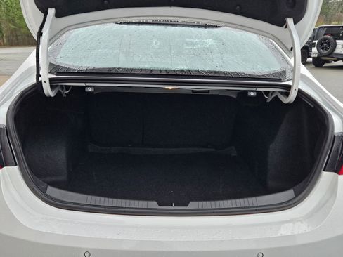 Used 2025 Chevrolet Malibu LT image 29