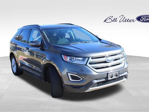 Used 2018 Ford Edge SEL image 3