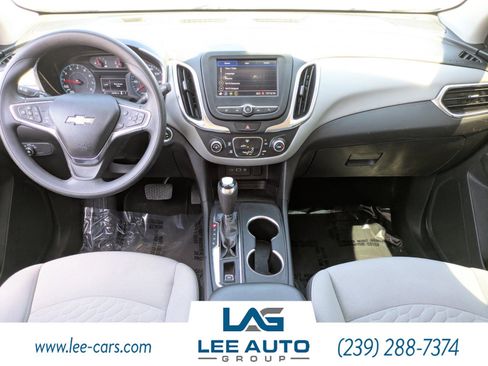 Used 2021 Chevrolet Equinox LS FWD image 14