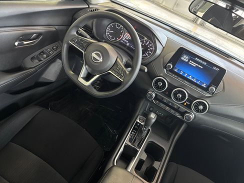 Used 2024 Nissan Sentra SV FWD image 38