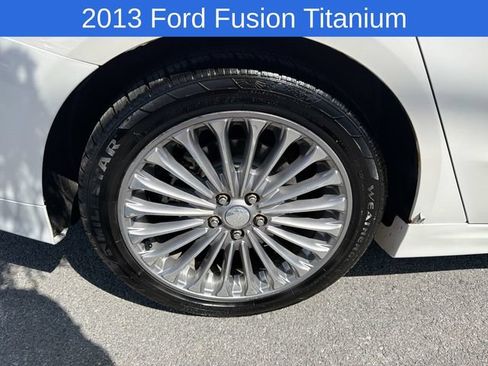 Used 2013 Ford Fusion Titanium AWD/4WD image 18