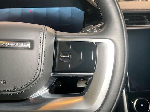 Used 2023 Land Rover Range Rover SE image 24