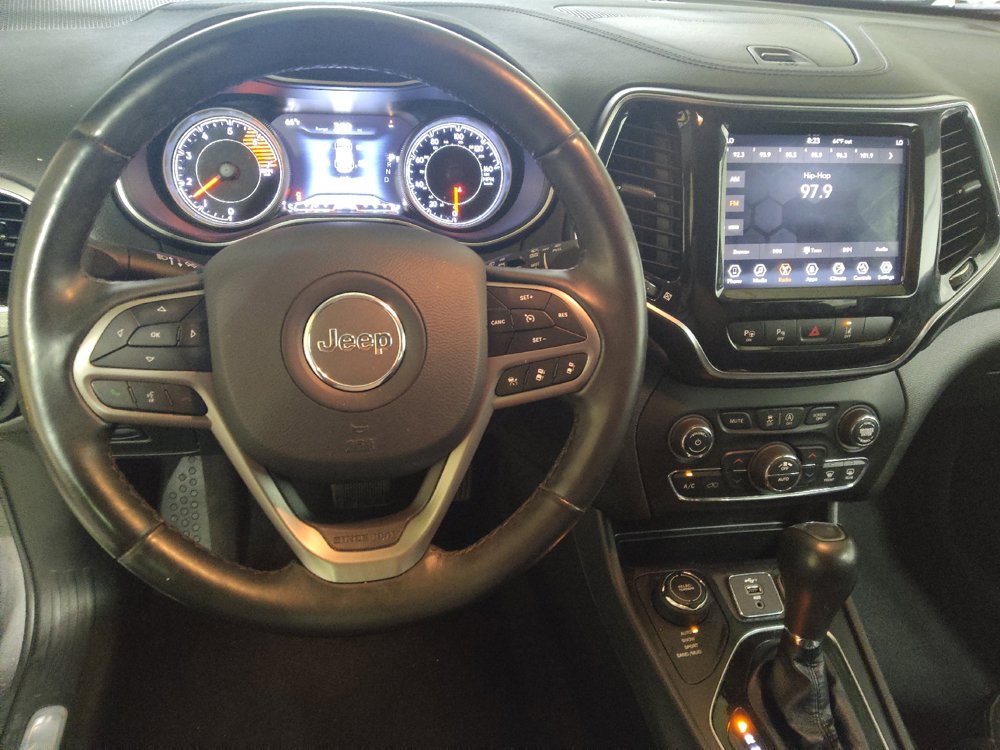 Used 2019 Jeep Cherokee Limited w/ Technology Group AWD/4WD image 22