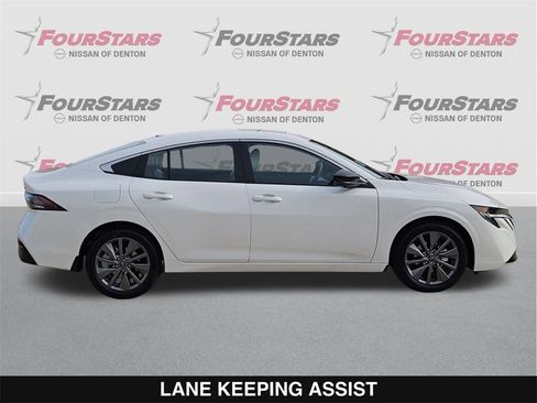 New 2026 Nissan Sentra SL image 3