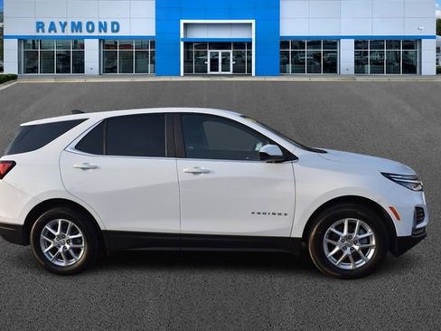 Certified 2024 Chevrolet Equinox LT w/ LPO, Floor Liner Package image 2