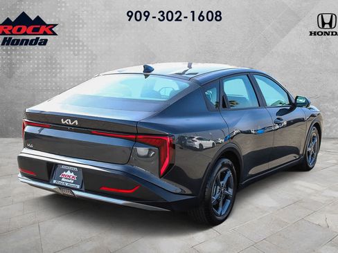 Used 2025 Kia K4 FWD image 6