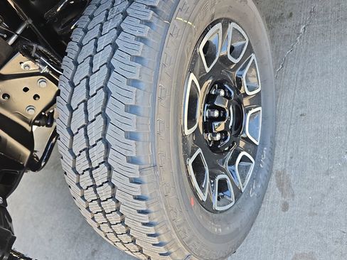 New 2026 Ford F250 Platinum AWD/4WD image 28