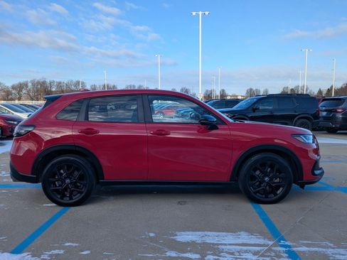 Certified 2024 Honda HR-V Sport image 6