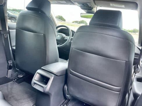 Used 2023 Honda HR-V EX-L image 13