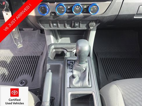 Certified 2023 Toyota Tacoma SR AWD/4WD image 28