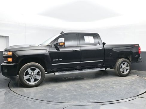 Used 2019 Chevrolet Silverado 2500 LTZ w/ Duramax Plus Package image 16