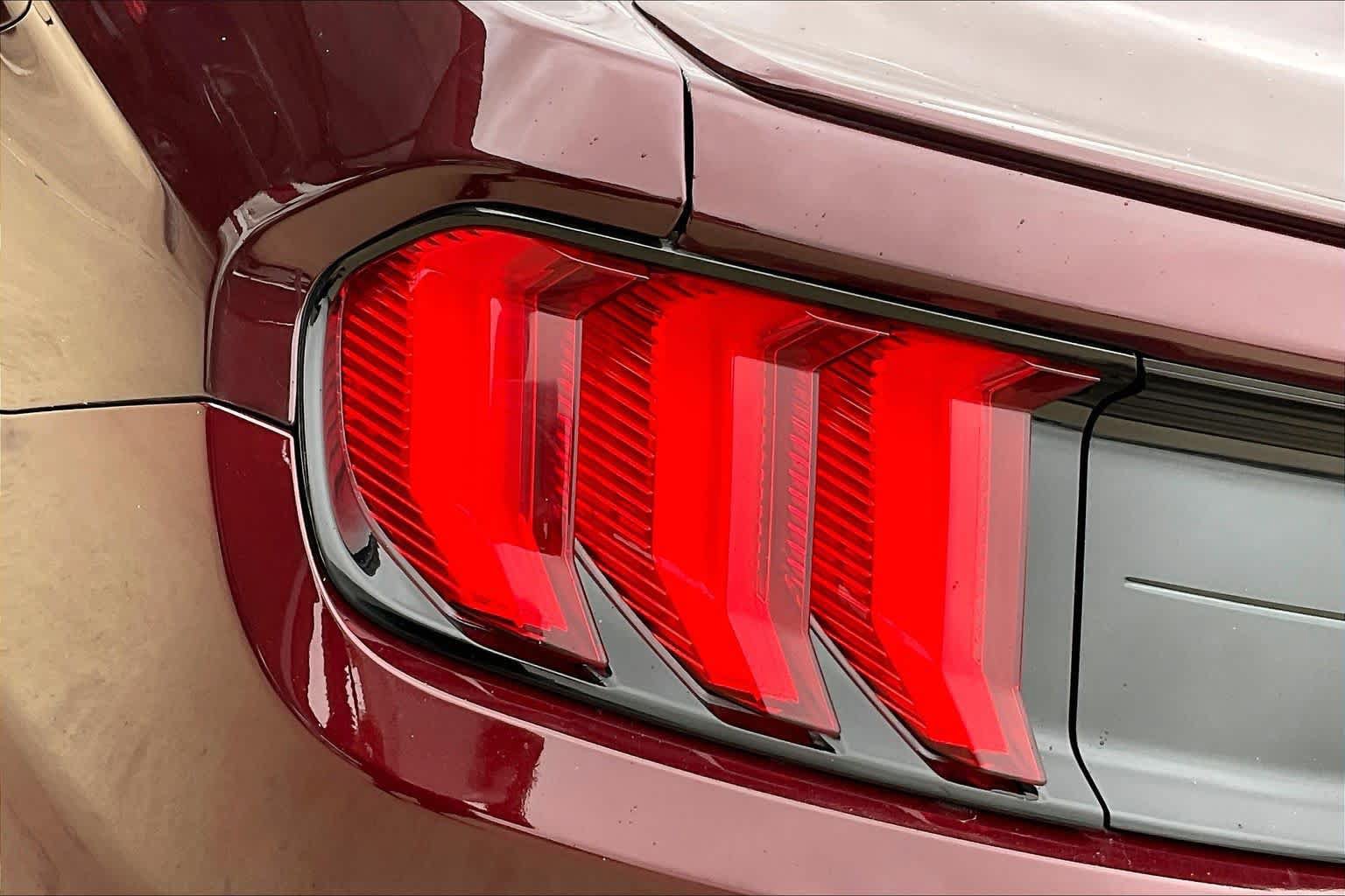Used 2018 Ford Mustang Premium w/ Equipment Group 201A RWD image 26