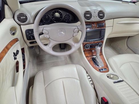 Used 2008 Mercedes-Benz CLK 350 Cabriolet image 32