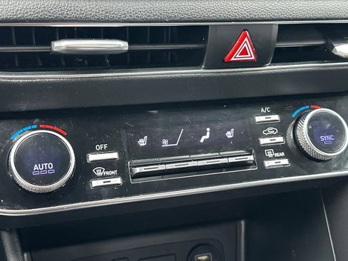 Used 2021 Hyundai Sonata SEL w/ Convenience Package image 19