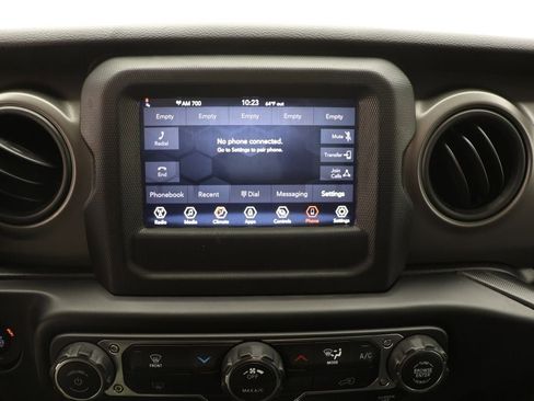 Used 2022 Jeep Wrangler Willys image 17