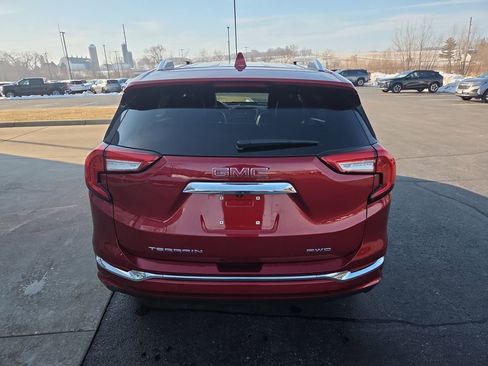 Certified 2022 GMC Terrain Denali w/ Denali Premium Package image 8
