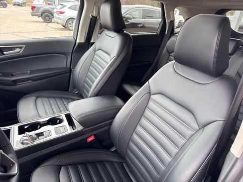 Certified 2024 Ford Edge SEL w/ Convenience Package image 20